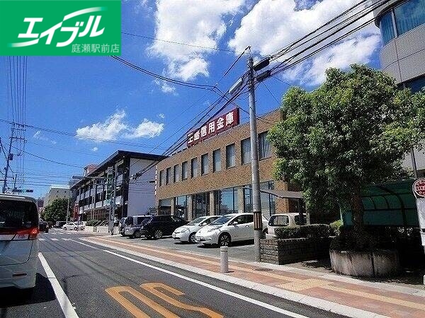 銀行　玉島信用金庫鶴形支店（銀行）まで356m