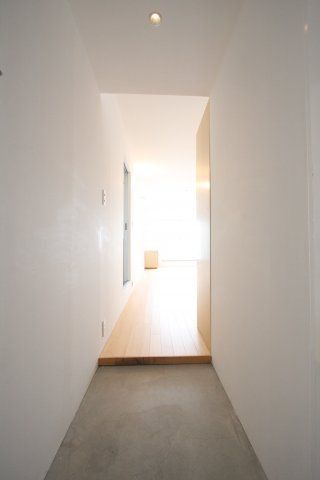 玄関　（別タイプ参考写真）Treform　豊島区南大塚2