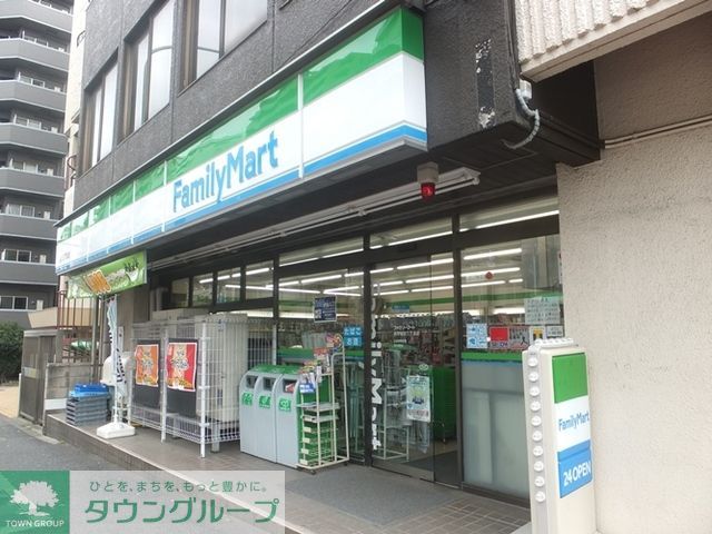コンビニ　ファミリーマート（コンビニ）まで380m