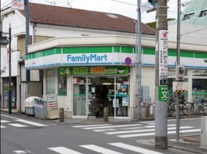 コンビニ　ファミリーマート 永福町駅南店（コンビニ）まで297m