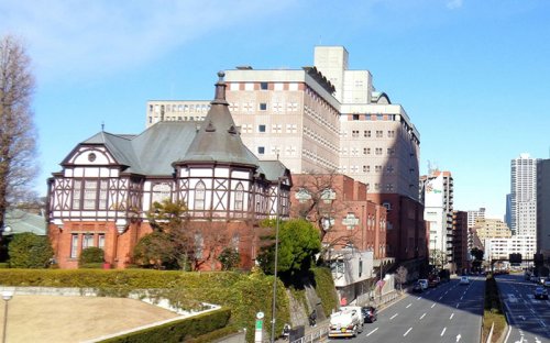 大学・短大　私立明治学院大学（大学・短大）まで331m