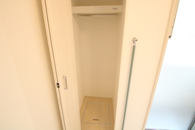 玄関　※別室の参考写真の為、現況優先です。