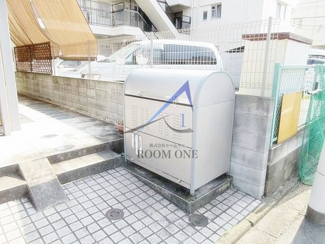 その他共有部分　敷地内ごみ置き場です。