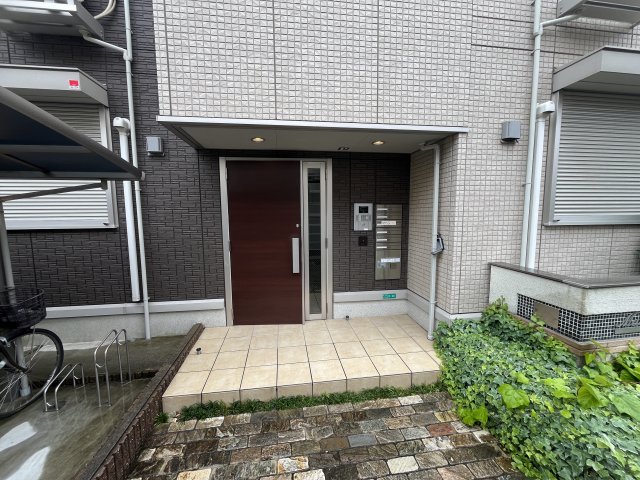 エントランス　マーレ　ルミノーソII　エントランス