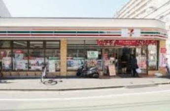コンビニ　セブンイレブン高田馬場3丁目中央店（コンビニ）まで208m