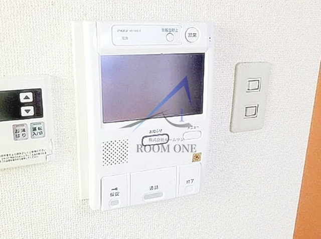 セキュリティ　モニター付きインターホンです。