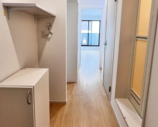 玄関　※同建物別部屋参照