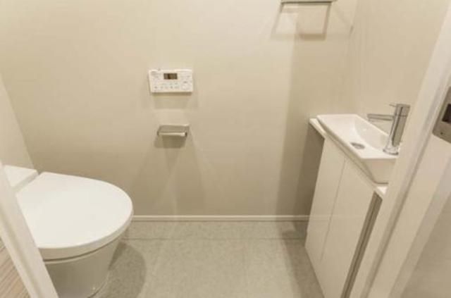 トイレ　お部屋探しは株式会社　タウンハウジング　までお気軽にお問合…