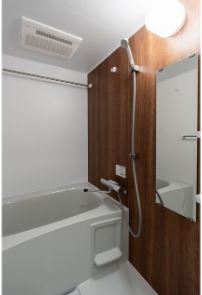 バス・シャワールーム　ナチュラル