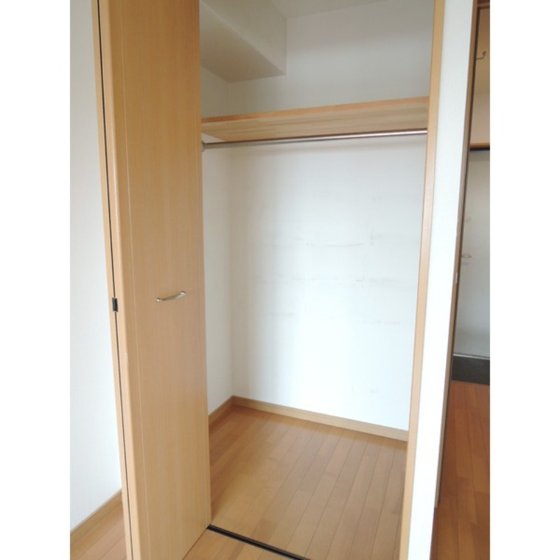 収納　お洋服が多い方でも安心の収納