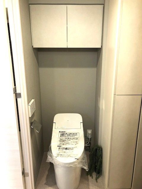 トイレ　写真は同タイプ住居です。