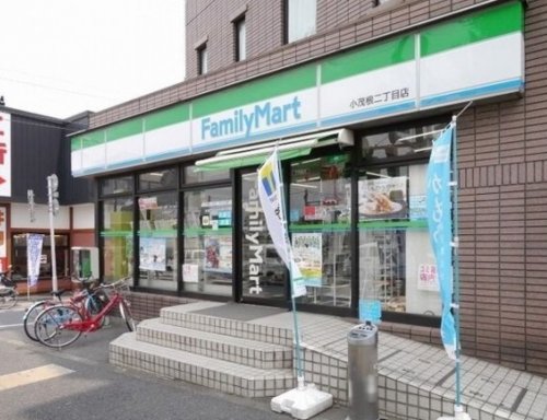 コンビニ　ファミリーマート 小茂根二丁目店（コンビニ）まで373m