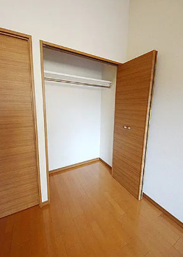 収納　写真は同タイプ住居です