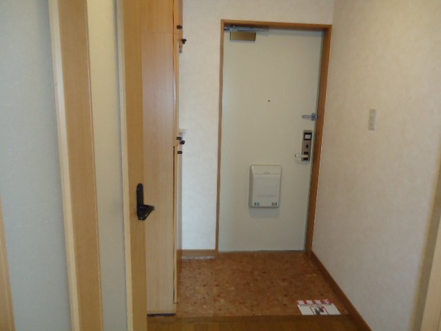 玄関　玄関（イメージ）