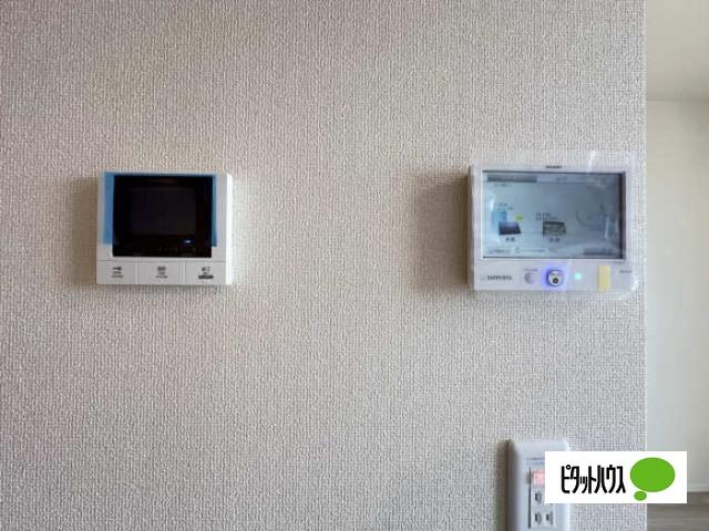 セキュリティ　モニター付きインターホン