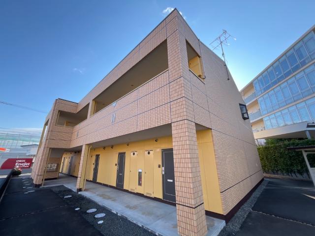 建物外観　外観写真（昼）