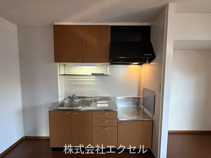 キッチン　同建物の別部屋の写真