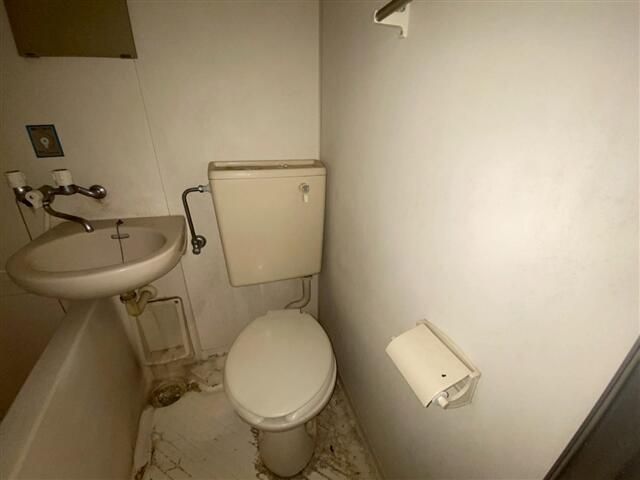 トイレ　トイレもきれいです