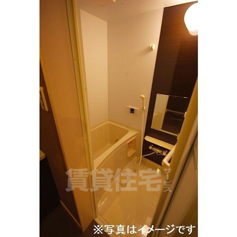 地下鉄東山線 中村公園駅 徒歩14分 2階建 築15年の風呂写真