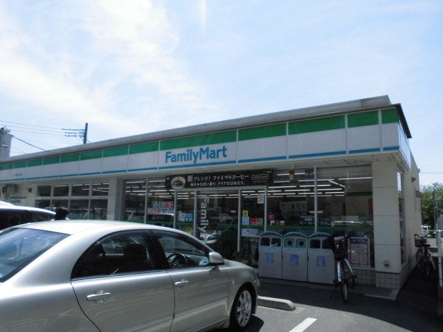 コンビニ　ファミリーマートさいたま別所五丁目店（コンビニ）まで475m