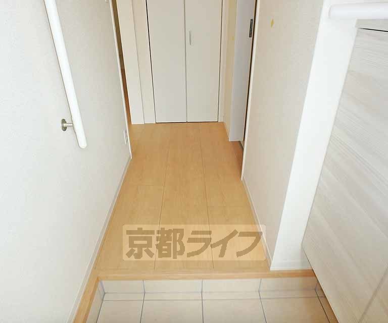 その他部屋・スペース　玄関から廊下にかけて