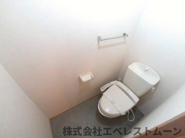 トイレ　コンパクトで使いやすいトイレです