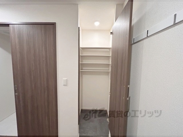 玄関　収納