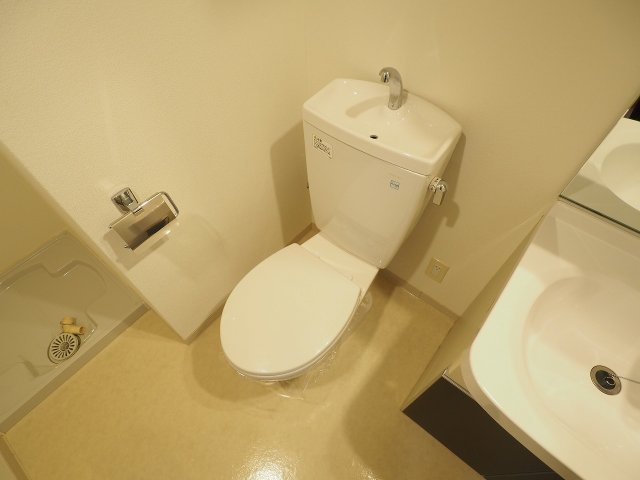 アーバンフラッツ王子公園のトイレ写真