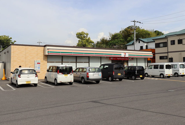 コンビニ　セブンイレブン熊取七山店（コンビニ）まで988m