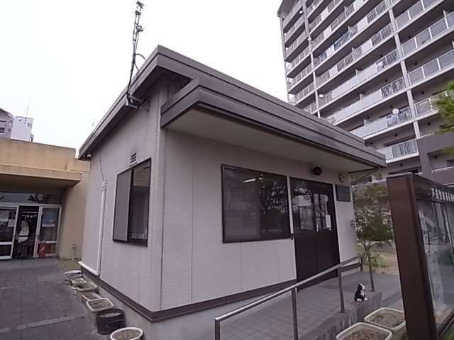 警察署・交番　南芦屋浜駐在所（警察署・交番）まで596m