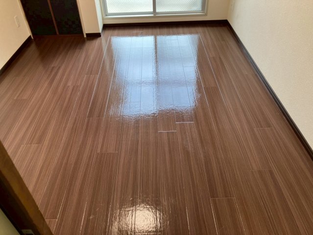 PLEAST北方の居間写真