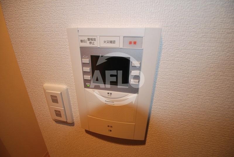 セキュリティ　プレサンスタワー北浜　TVモニター付きインターホン
