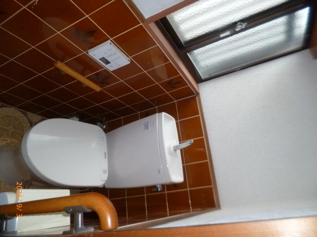 福泊貸家のトイレ写真
