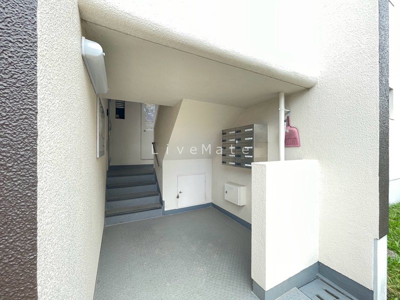 高倉台5団地23号棟の外観写真
