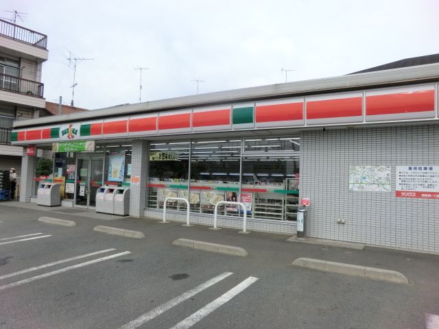 コンビニ　サンクス（コンビニ）まで220m