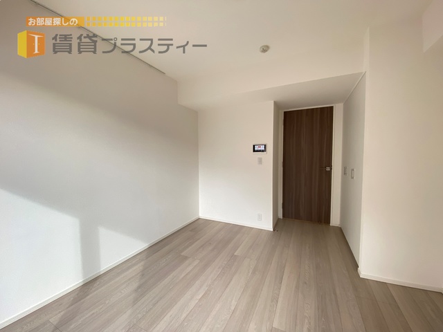 ＪＲ総武線 船橋駅 徒歩10分 10階建 築6年の居間写真
