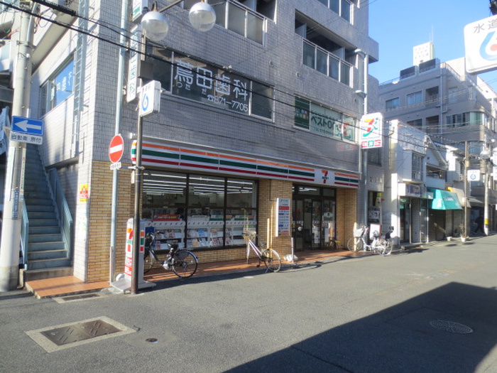 コンビニ　セブンイレブン水道筋６（コンビニ）まで1300m