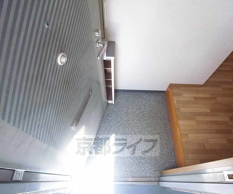 アネックスの玄関写真