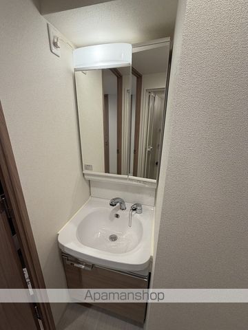 地下鉄谷町線 中崎町駅 徒歩5分 15階建 築8年の内装写真