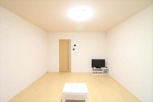 居室・リビング　退寮をお考えの方には家具家電付きがおススメ！