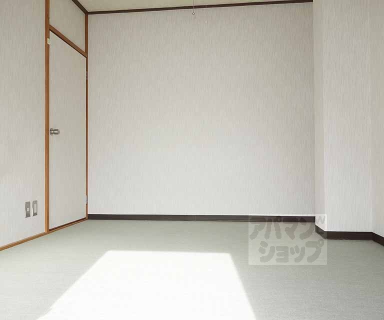ドミトリー北斗の居間写真