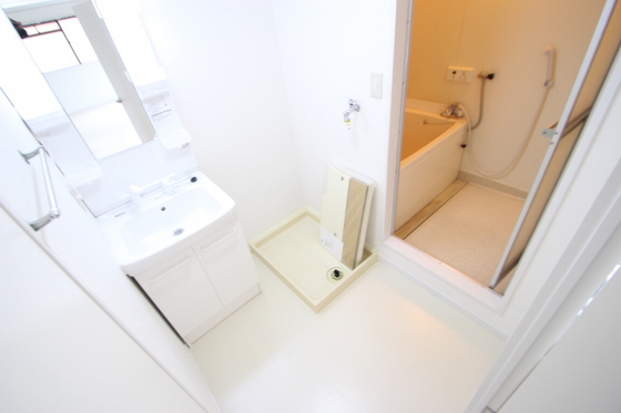 洗面設備　※別部屋の写真です