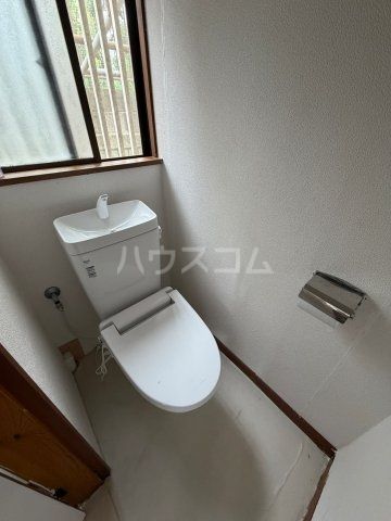 守谷市百合ヶ丘2丁目戸建のトイレ写真