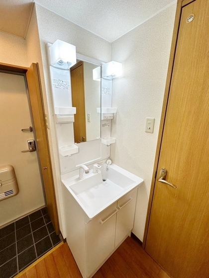 洗面設備　他号室のお写真です