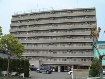 マンション山本弐番館の外観写真