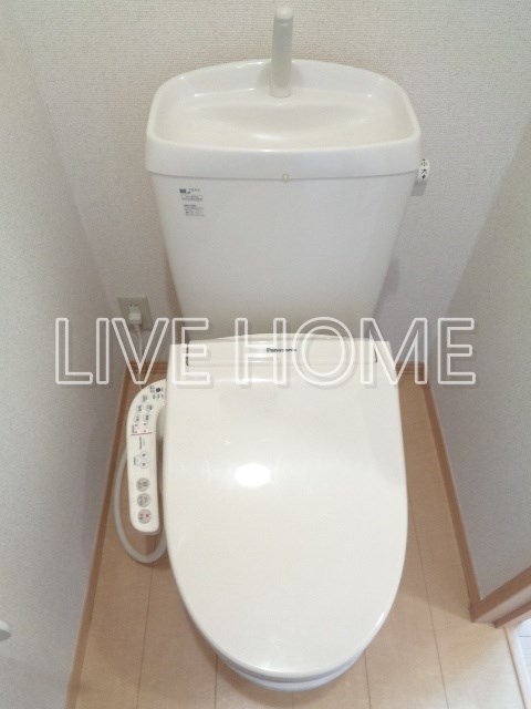 ＪＲ中央線 中野駅 徒歩3分 4階建 築21年のトイレ写真