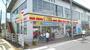 コンビニ　デイリーヤマザキ 船橋法典駅前店（コンビニ）まで383m