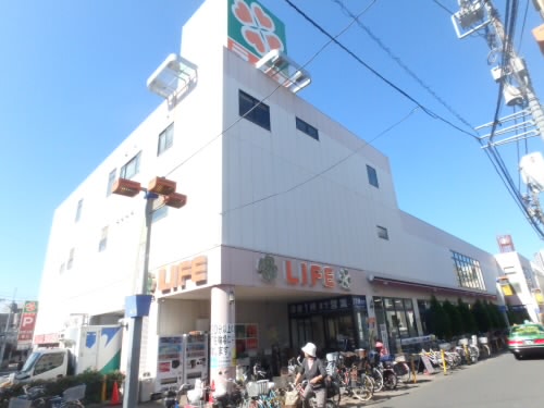 スーパー　ライフ 千歳烏山店（スーパー）まで736m