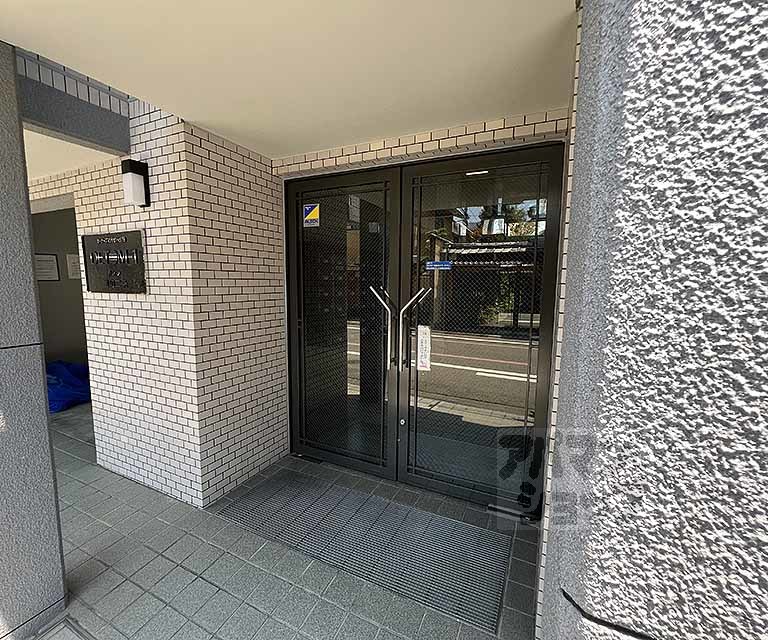 デトム・ワン室町二条の外観写真