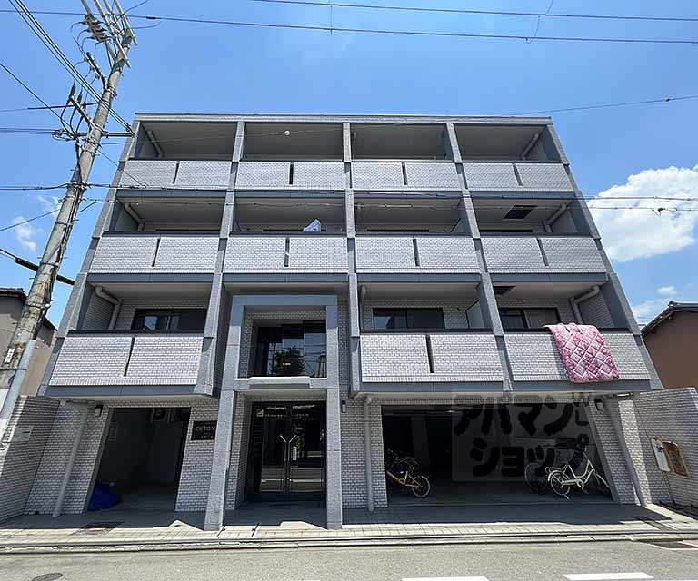デトム・ワン室町二条の外観写真